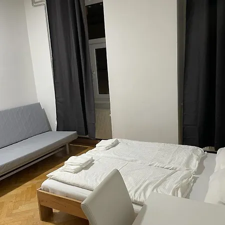 Easybook-In