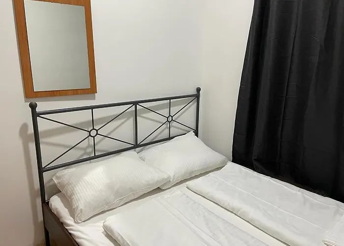 Easybook-in 2* Viena