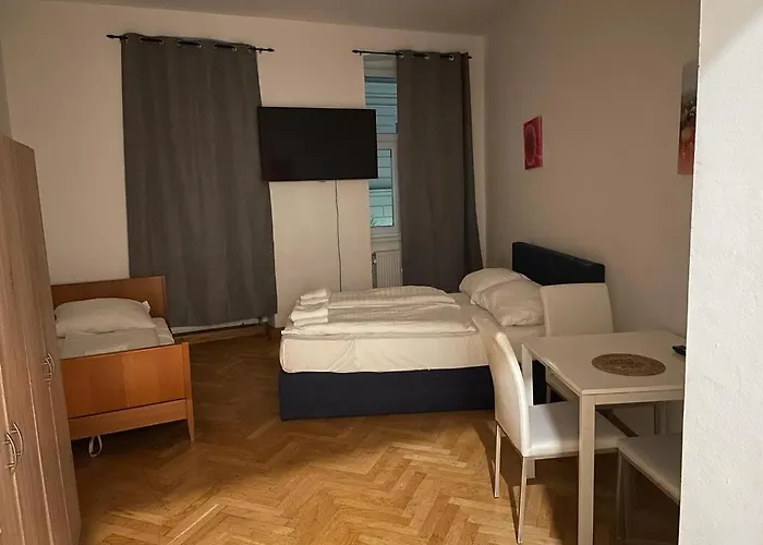 Easybook-in 2* Viena