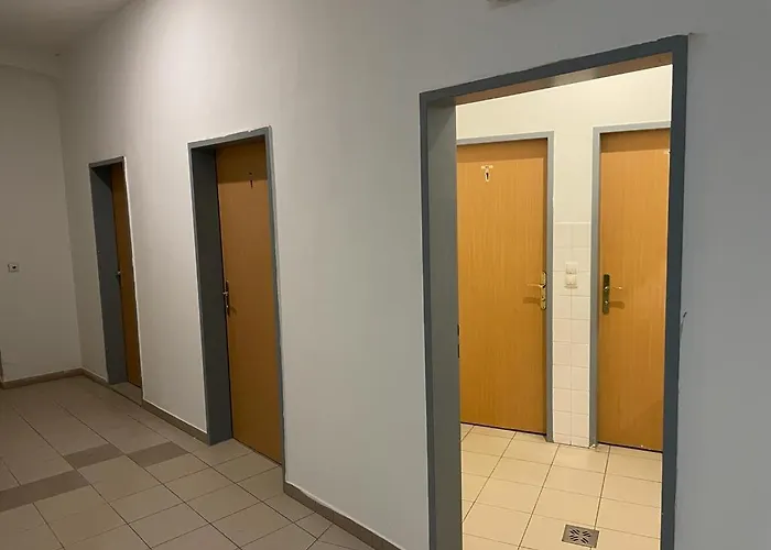 Hotel Easybook-in 2*