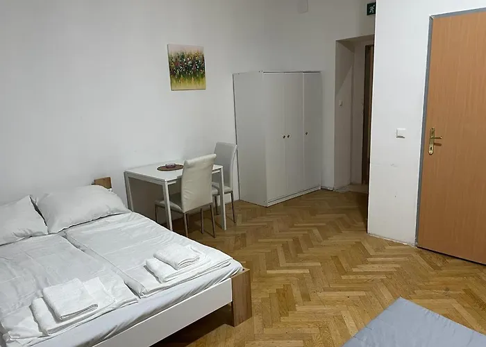 Easybook-in Hotel 2*