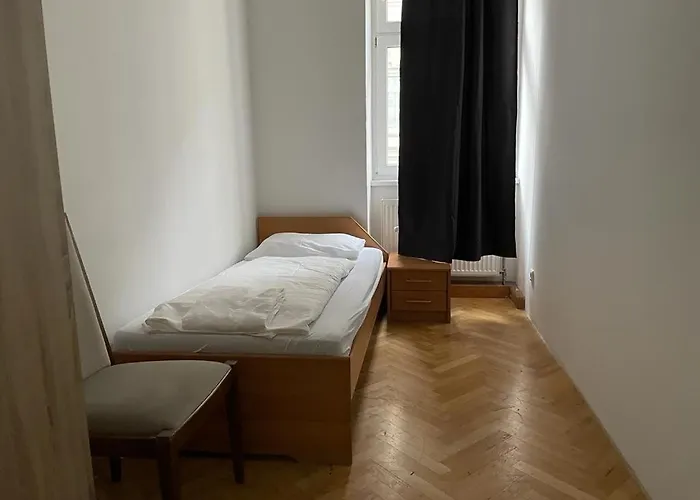 Easybook-in 2* Viena